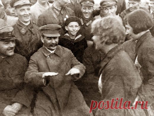 Николай Стариков: Триумф и влияние Сталина Его заслуги признавали даже наши геополитические противники. Как сказал Черчилль, «Сталин принял Россию с сохой, а оставил с...