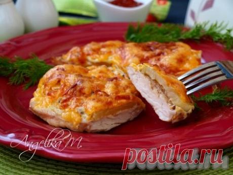 Мясо по-французски из индейки - рецепт с фото Существует множество вариантов приготовления мяса по-французски. Вариант с индейкой без картофеля наверно можно считать самым диетическим. Мясо по-французски - прекрасное горячее блюдо для праздничного стола, субботнего или воскресного обеда, когда вся семья собирается вместе. Приготовить блюдо ...