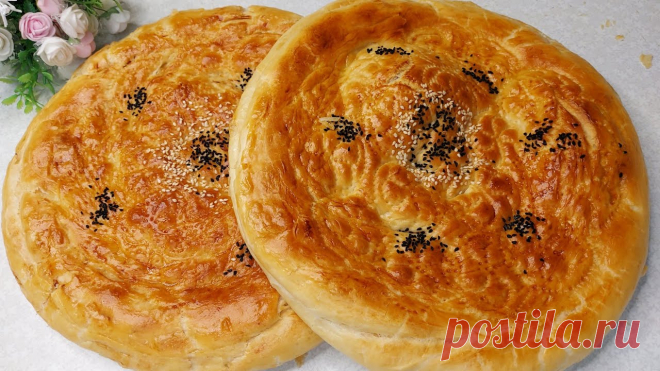 Узбекские Лепёшки с Луком в духовке как в Тандыре! ВСЕ БЕЗ УМА от них!/Piyozli non/patir non/ Ингредиенты:200мл тёплое молоко 100мл тёплый воды50мл подсолнечное масло 15гр дрожжи живые 1ст.л сахара1ч.л соли650гр мука Для смазки: На одной Лепёшки 2шт р...