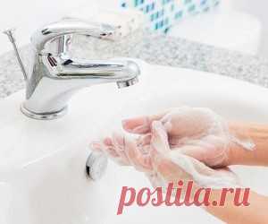 Антисептик или жидкое мыло: в чем принципиальная разница?
Мы все уже знаем, что в борьбе с коронавирусом главное — чистые руки. Во многих городах уже пропали из продажи антисептики и многие пытаются сделать их своими руками… При этом мыло, в том числе и жидкое, никуда не исчезло, купить его легко, а стоит оно дешевле. Правы ли те, кто предпочитает анисептики мылу? Антисептик или мыло? «Антисептик...
Читай дальше на сайте. Жми подробнее ➡