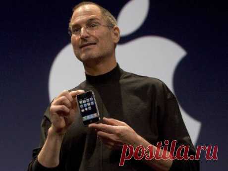 Apple продаст миллиардный iPhone в середине лета Когда Стив Джобс во время презентации взял в руки первый iPhone, вряд ли кто-то мог представить, насколько популярным станет эта линейка устройств. Тем не менее к концу 2015 года суммарное число проданных iPhone всех поколений приблизилось к отметке 896 миллионов. Если Apple продаст 50 миллионов смартфонов в первом квартале 2016 года и ещё 44 миллиона во втором квартале, от отметки в 1 миллиард компанию будут отделять всего 10 миллионов iPhone.…