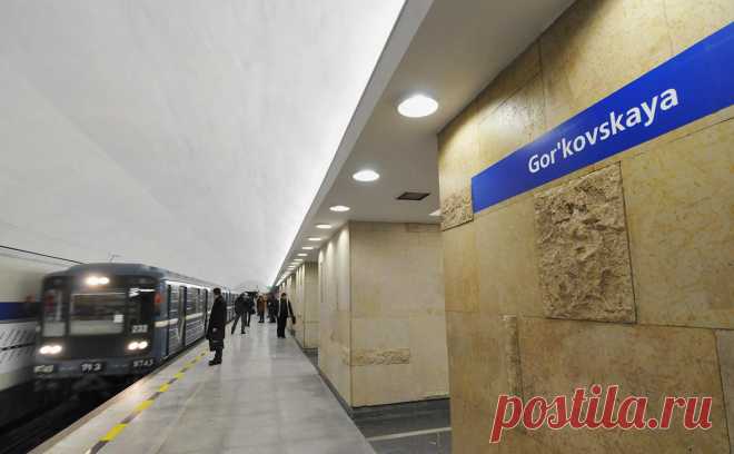 В петербургском метро женщина родила на станции во второй раз в истории. Женщина родила ребенка прямо на станции «Горьковская» в Санкт-Петербурге, это второй случай за историю петербургского метро, сообщила пресс-служба метрополитена.