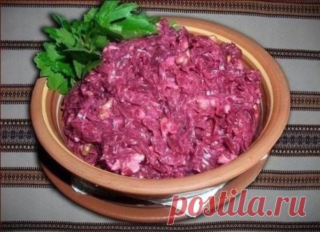 Свекольный салат с сыром и яйцом рецепт приготовления блюда занимает 25 мин времени