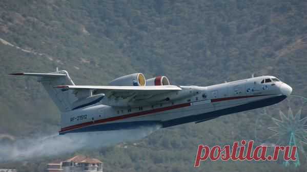 На поиски пропавших в Охотском море рыбаков спешит самолет-амфибия