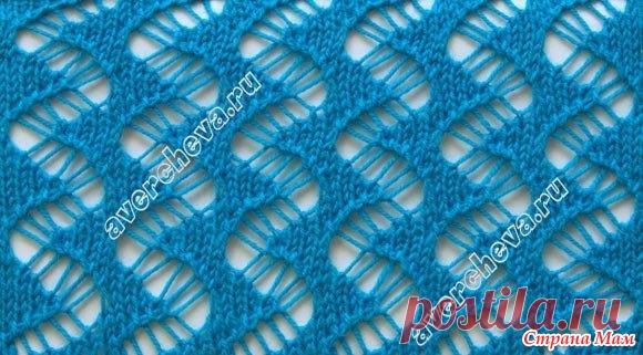 Интересный ажурный узор спицами