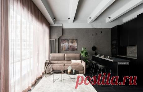 Студия для холостяка: гостиная, кухня и спальня на 40 квадратах Заказчик, убежденный холостяк, купил квартиру в новом комплексе Tribeca Apartments, чтобы жить в ней свободно и счастливо. С дизайнерами Ириной Маркман и Екатериной Нечаевой из BHD Studio он был знаком давно, поэтому поставил им только два условия. Первое — оформить квартиру за четыре месяца. Второе — все должно быть черным.