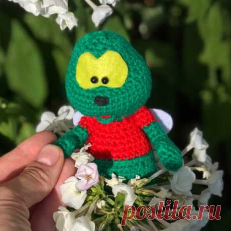 Вжик амигуруми. Схемы и описания для вязания игрушек крючком! Бесплатный мастер-класс от Юлии Тихоновой по вязанию зелёной мухи по имени Вжик - персонаж из детского мультсериала &quot;Чип и Дейл спешат на помощь&amp;…