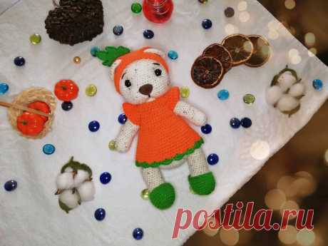 PDF Мишка &quot;Тыковка&quot; крючком. FREE crochet pattern; Аmigurumi animal patterns. Амигуруми схемы и описания на русском. Вязаные игрушки и поделки своими руками #amimore - медведь, медвежонок, мишка в костюме тыквы.