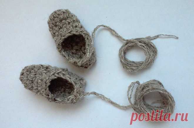 Лапти для кукол, вязаные крючком