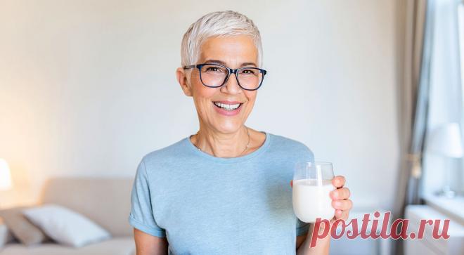 Врачи объяснили, зачем пожилым есть молочные продукты. С возрастом нашему организму для нормального функционирования требуется ежедневная поддержка. И обеспечить ее могут молочные продукты — они уменьшают риск развития таких заболеваний, как саркопения и ...