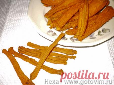 Паренки из моркови. Рецепт с фото Паренки - это один из видов сладостей, которые в старой Руси заменяли конфеты. Рецепт изготовления этих вкусностей передавался из поколения в поколение, от матери к дочери и т.д. Так он и дошел до наших дней. В давние времена паренки готовили в русской печи из моркови, свеклы, репы, тыквы. Технология их приготовления была такова: 1. Нарезали крупными кусочками какой-либо овощ; 2. Парили эти кусочки до полуготовности в чугунке или в глиняно...