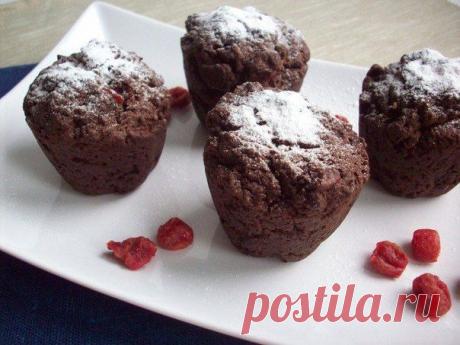 Шоколадные маффины с вишней | Готовим вместе