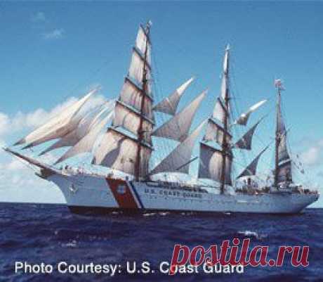 The Eagle was built in Germany in the 1930's and she was included in reparations paid to the United States following World war II. | David Feldkamp приколол(а) это к доске Tall Ships