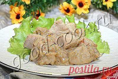 КУРИЦА С АЙВОЙ, ТУШЕНАЯ В СМЕТАНЕ