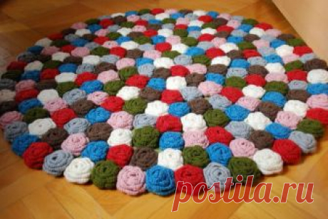 Вяжем коврик из роз.