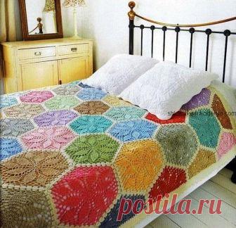 Плед большими мотивами Плед большими мотивами крючком. Яркий плед для дома крючком