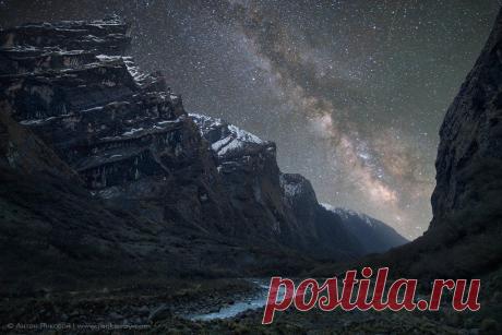Ночное небо над Гималаями
