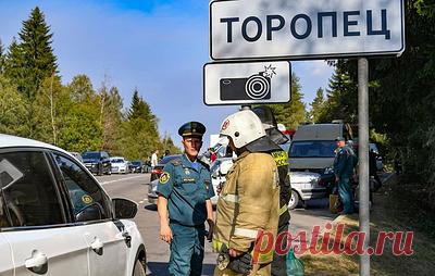В Тверской области открыли доступ в Торопец. Желающих вернуться домой будут доставлять автобусами, сообщил губернатор региона Игорь Руденя