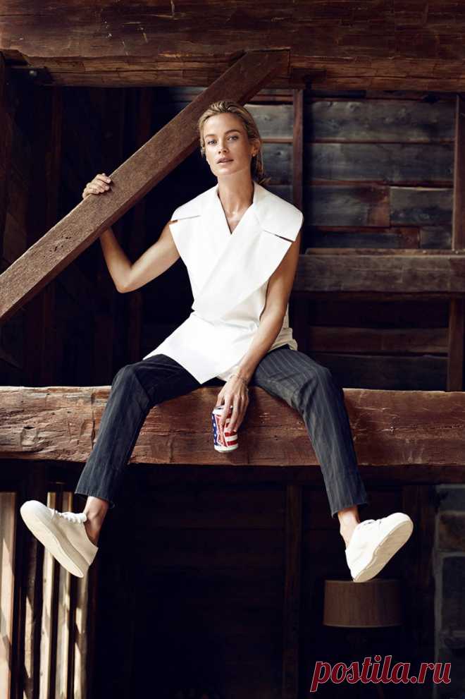 Кэролин Мерфи (Carolyn Murphy) в фотосессии Дэна Мартенсена (Dan Martensen) для журнала Muse (осень 2014)