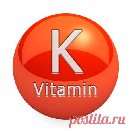 10 важные факты, которые нужно знать. Витамин K Это жирорастворимый витамин, который наиболее известен важной ролью, которую он играет в свертывании крови. Однако витамин К также…
