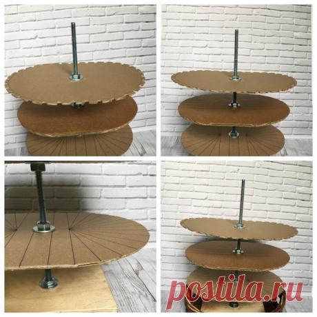 Самодельный станок на шпиле из картона
#мастерскаягалчонок

Мы сделали еще одного "помощника" для плетения из бумажной лозы.
Плести с таким станком очень удобно и главное доступно и дешево. Стоимость такого шпиля с резьбой 55 рублей (длина 1 м, диаметр 1 см) и плюс шайбы и гайки. Его можно найти в любом строительном магазине.

Шпиль распилили на 3 части (попросили это сделать ребят в ближайшей автомастерской). Итого у нас теперь основание длиной 50 см для плетения высоких ...