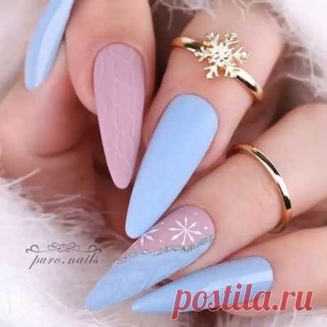 Нежные голубые с розовым ногти