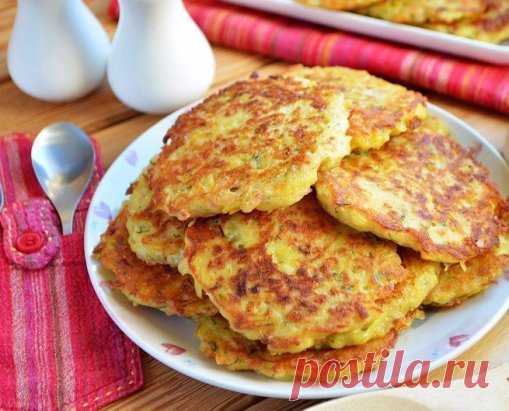 Драники с ветчиной, сыром и зеленью