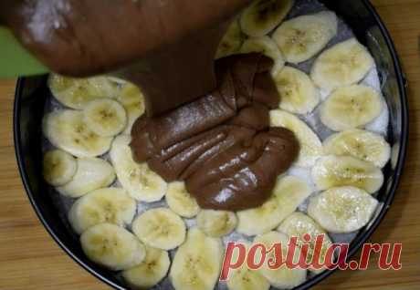 Порезали бананы и просто залили их тестом: десерт к чаю за минуты - Steak Lovers - медиаплатформа МирТесен