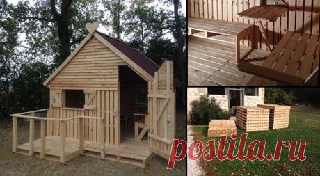 Как построить миниатюрную беседку из 19 поддонов