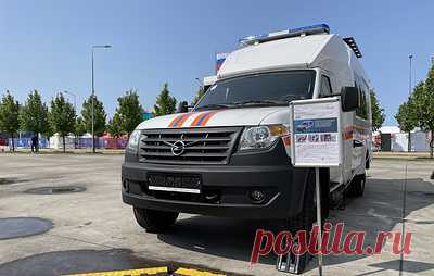 "Росэлектроника" представила новый автомобиль для разведки в зоне ЧС на базе УАЗа. Машина высокой проходимости позволяет координировать развертывание полевого штаба для оперативного командования при устранении ЧС