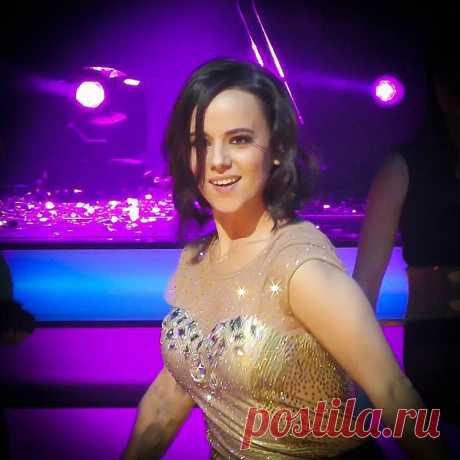 Alizee LIVE