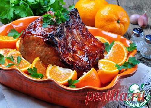 Запеченная свиная корейка в мандариновом соусе