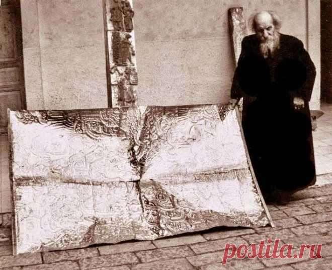 Исчезнувшие древние артефакты коллекции Падре Креспи