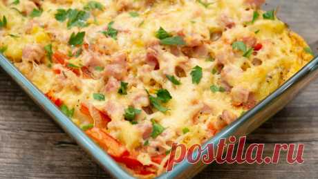 Теперь обычный омлет я не готовлю: делюсь новым методом приготовления яичницы  😋
Омлет по-новому
Вам понадобится:
2 яйца; 2 ст. л. молока; щепотка соли; щепотка перца; немного масла для жарки.
Приготовление:
1. В миске взбейте яйца с молоком, солью и перцем.
2. Сковороду смажьте маслом и нагрейте.
3. Вылейте яичную смесь на сковороду.
4. Уменьшите огонь до среднего и жарьте, пока края омлета не начнут отходить от бортиков сковороды.
5. Переверните омлет на другую сторону и жарьте до готовности…