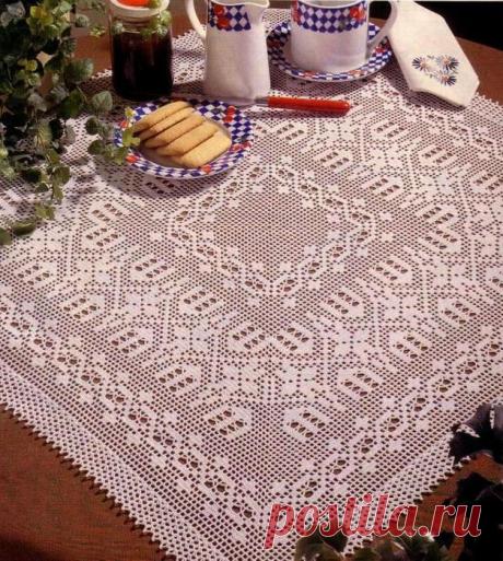 КВАДРАТНАЯ ФИЛЕЙНАЯ САЛФЕТКА, СВЯЗАННАЯ ИЗ ЦЕНТРА