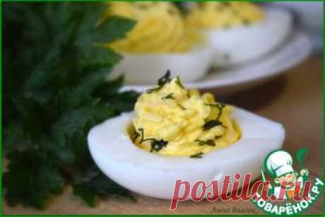 Яйца, фаршированные сырным кремом - кулинарный рецепт