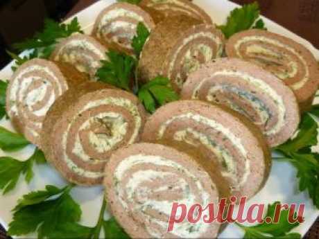 Нежный печеночный рулет с сырной начинкой - вкусный и беспроигрышный вариант для праздничного стола! Нежный печеночный рулет с сырной начинкой - вкусный и беспроигрышный вариант для праздничного стола. Не сложен в приготовлении, будет прекрасным дополнением к основным блюдам.