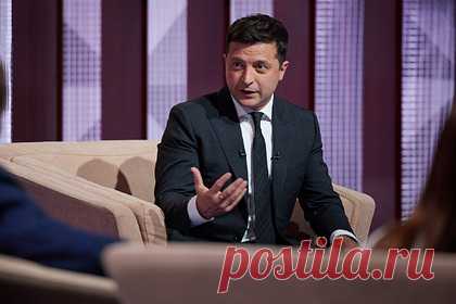 Зеленский пообещал «большой диспут» в США по «Северному потоку-2». Президент Украины Владимир Зеленский заявил, что во время визита в США подпишет несколько соглашений — три оборонительных и одно энергетическое. Вместе с Зеленским в Вашингтон прибыли глава «Нафтогаза» Юрий Витренко, министр иностранных дел Дмитрий Кулеба и министр обороны Андрей Таран.
