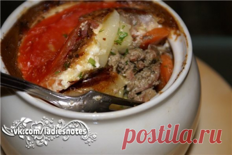 Куриная печень с овощами в горшочках / Занимательное рукоделие