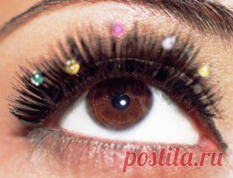 Уход за ресницами | vita-jizn.net
Уход за ресницами
Уход за ресницами должен гарантировать их прекрасное состояние и внешний вид. Поэтому наша задача – обеспечить необходимый уход за ресницами.
Красивые ресницы делают глаза более выразительными, благодаря чему они выделяются на лице, как яркое пятно, приковывающее взгляды окружающих
3 рецепта травяных настоев для ухода за ресницами