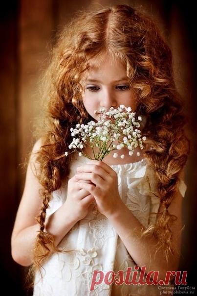 Мы упускаем из виду, что наша жизнь — всего лишь миг и этот краткий миг необходимо сделать как можно более прекрасным и совершенным.

= Андре Моруа =