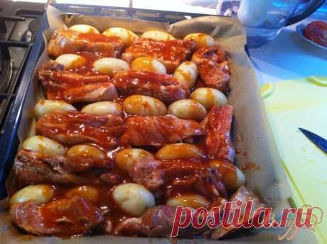 Свиные ребра в кисло-сладком маринаде с картофелем - рецепты с фото на vpuzo.com