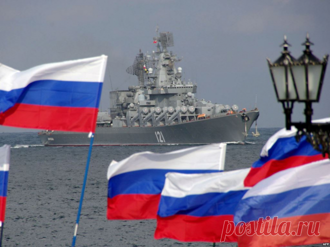 Откуда пошел российский флаг?
