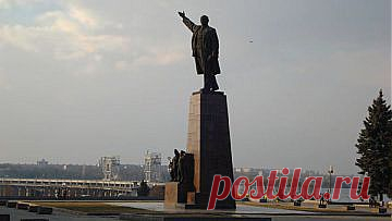 По "линчевателям" Ленина в Запорожье открыли огонь - Регионы: деловой новостной сайт Дело Украина