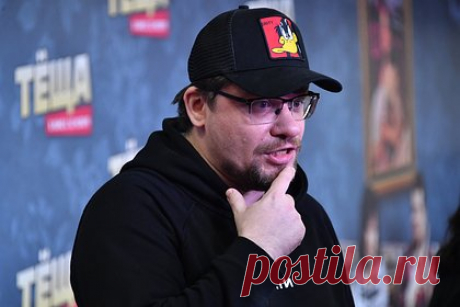Харламов ответил на слухи о конфликте с Галустяном. Резидент шоу Comedy Club на ТНТ Гарик Харламов прокомментировал слухи о том, что между ним и шоуменом Михаилом Галустяном произошел конфликт. Галустян в интервью блогерше и журналистке Надежде Стрелец, которое вышло в июле, заявил, что практически не общается с Харламовым.