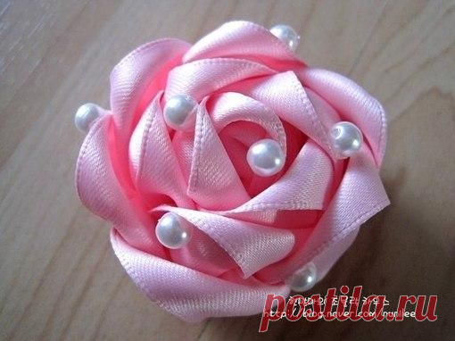 Роза из атласных лент - Цветы из ткани и бумаги