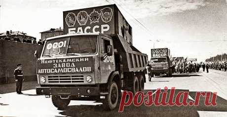 #КамАЗ_5511
https://dzen.ru/a/Zwk54tUm1Htxi7GI
Автобронетанковый Синдикат