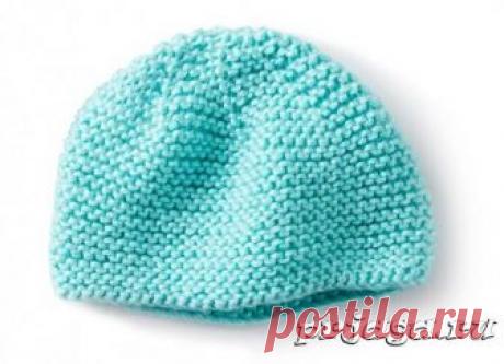 Простая детская шапочка спицами