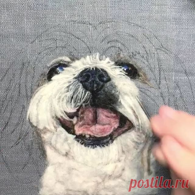 In progress. (At first glance, this thumbnail looks a bit like a sock puppet! 🤪🧦😂) #paintingwithwool #petportrait