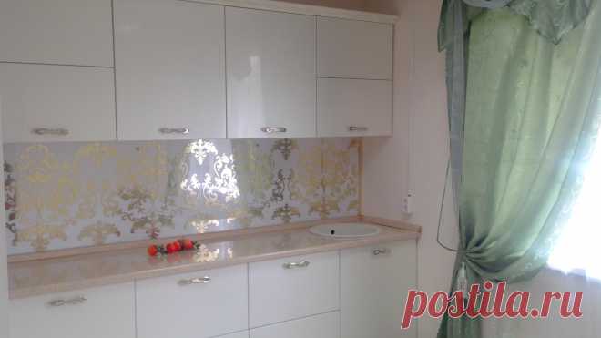 кухня 8м с зеркальным фартуком: 12 тыс изображений найдено в Яндекс.Картинках